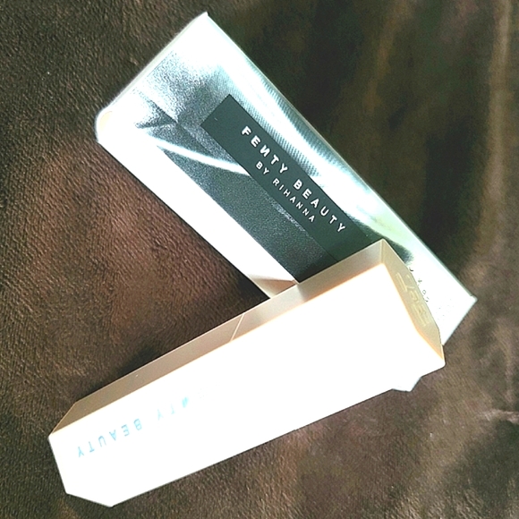 NEW! Fenty Beauty Match Stix Contour Skinstick in Suede Size 0.25 oz - Picture 4 of 11